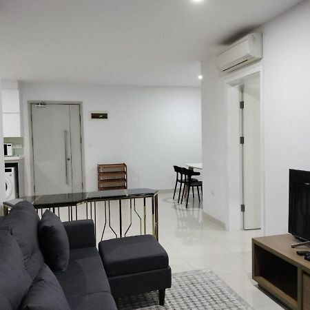 The Bridge Residence Phnom Penh Exterior photo