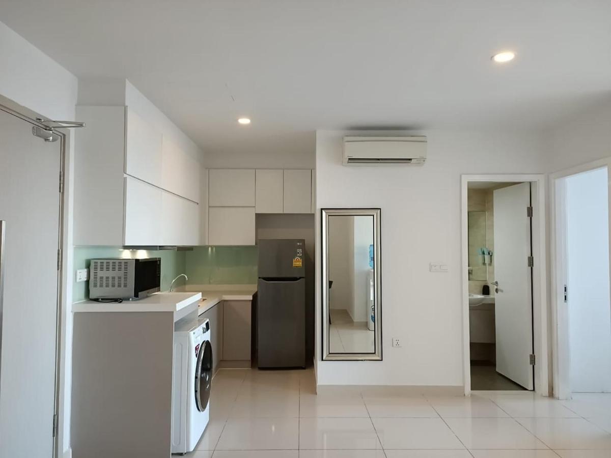 The Bridge Residence Phnom Penh Exterior photo